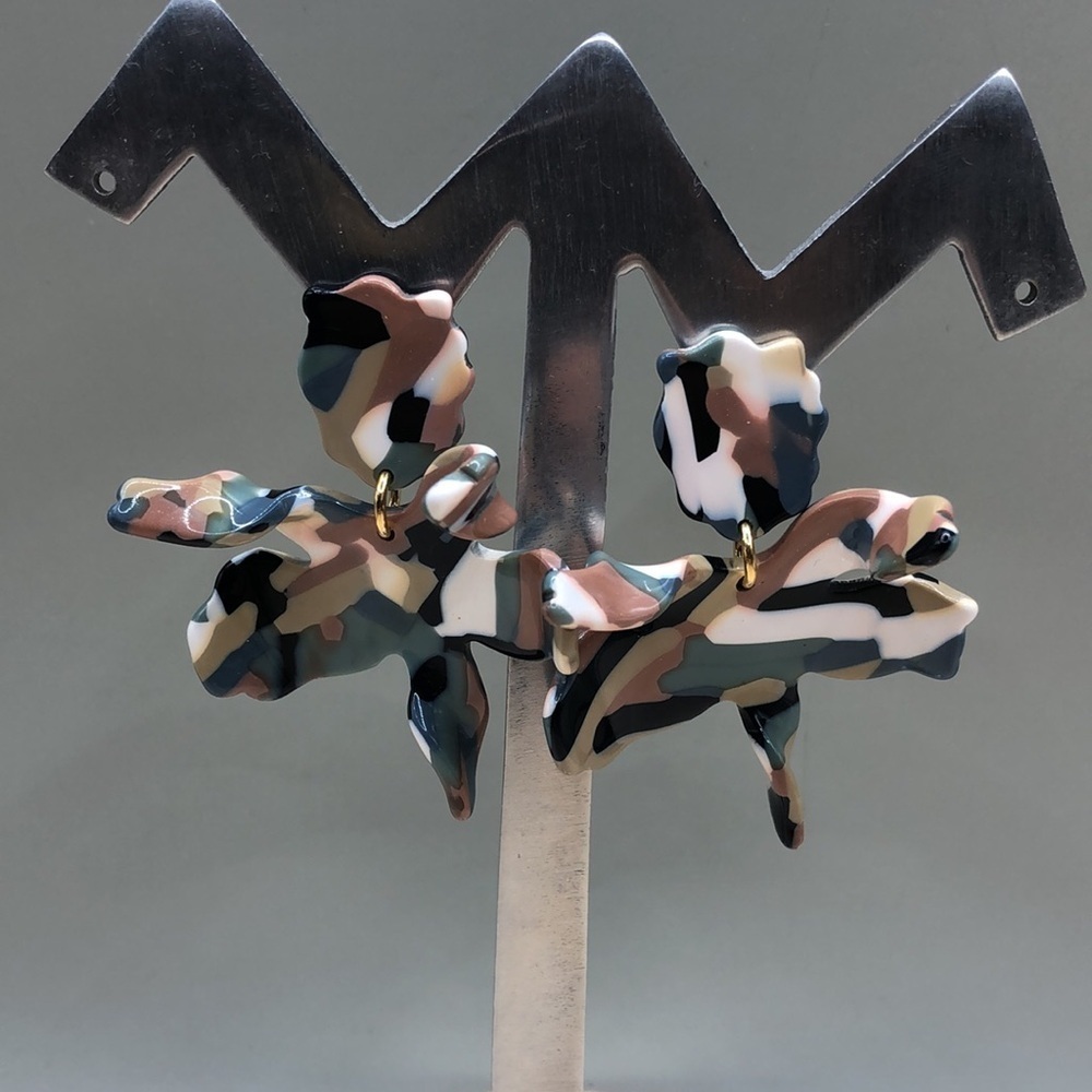 Lele Sadoughi Small Paper Lily Earrings in color Terrain Dressy Statement Style.